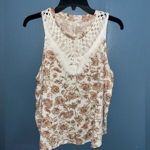 💐Maurice’s Sleeveless Macrame Blouse•XL•Floral